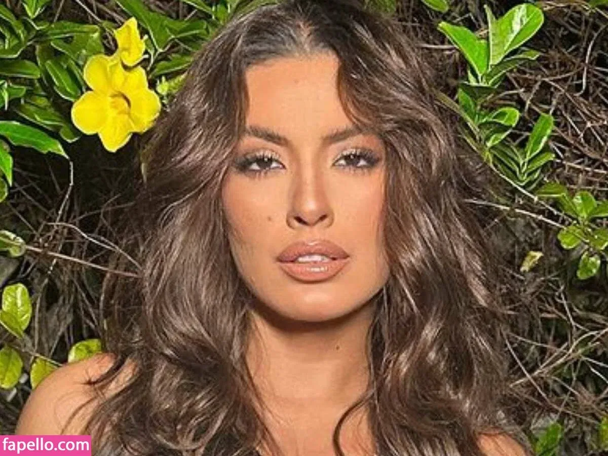 Beatriz Reis Onlyfans Photo Gallery 