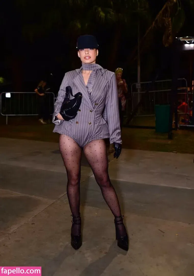 Beatriz Reis Onlyfans Photo Gallery 