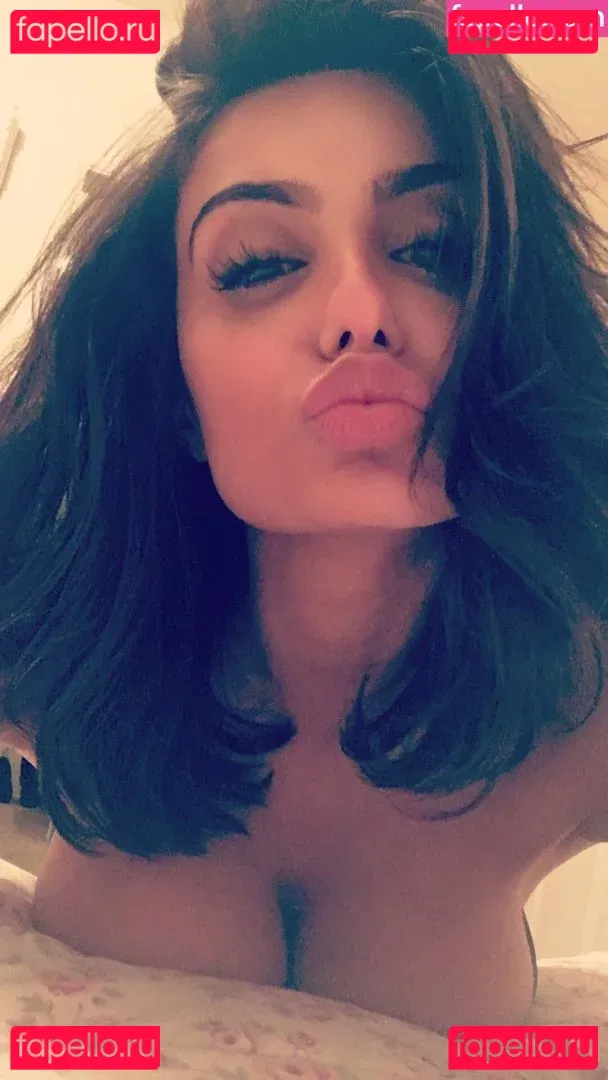 Mikaela Hoover Onlyfans Photo Gallery 