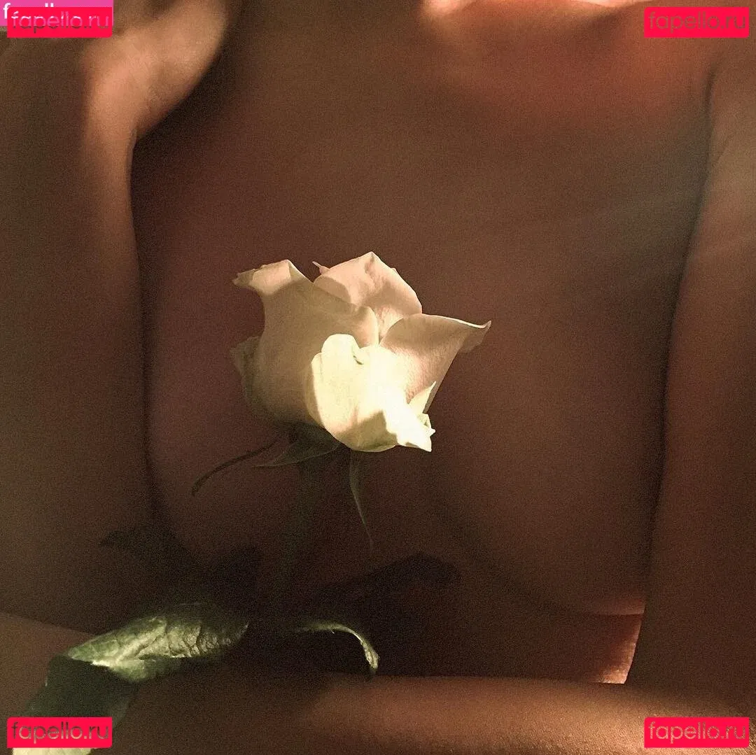 Mikaela Hoover Onlyfans Photo Gallery 