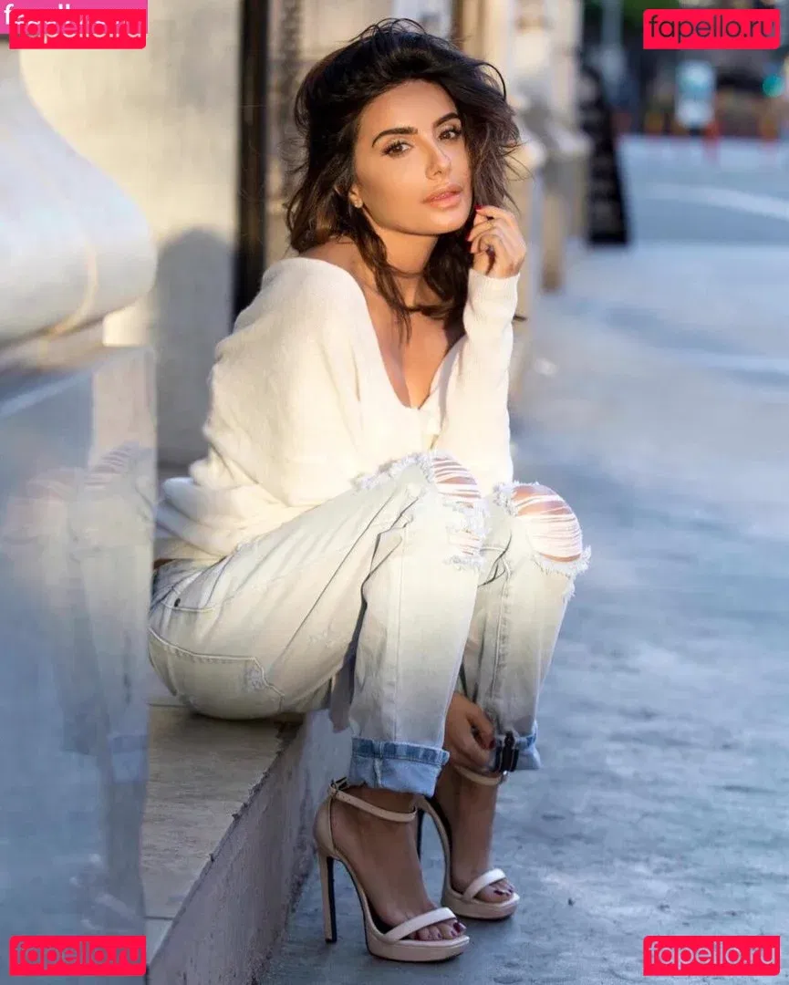 Mikaela Hoover Onlyfans Photo Gallery 