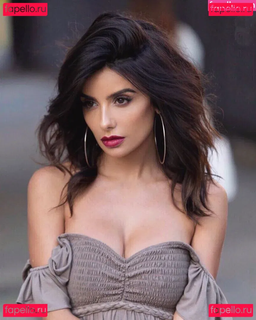 Mikaela Hoover Onlyfans Photo Gallery 