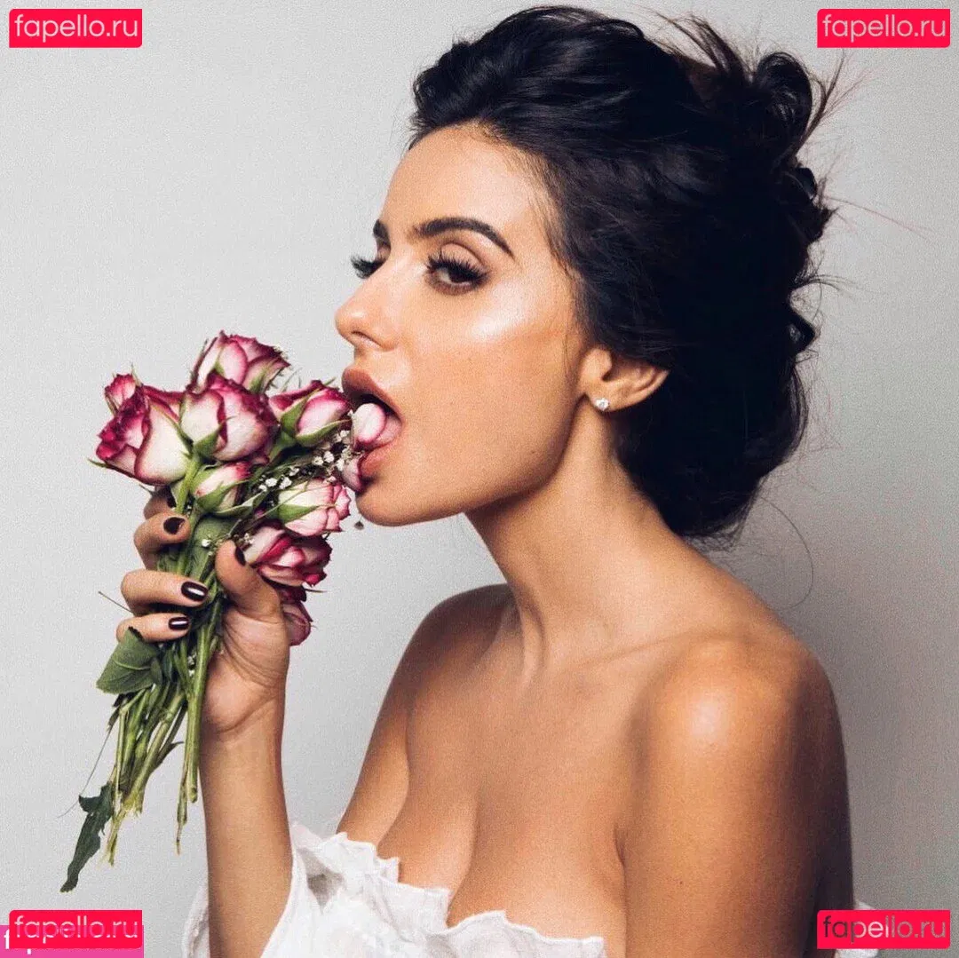 Mikaela Hoover Onlyfans Photo Gallery 