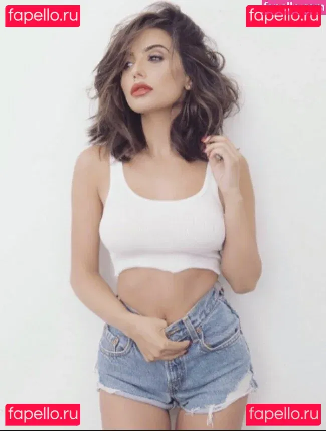 Mikaela Hoover Onlyfans Photo Gallery 