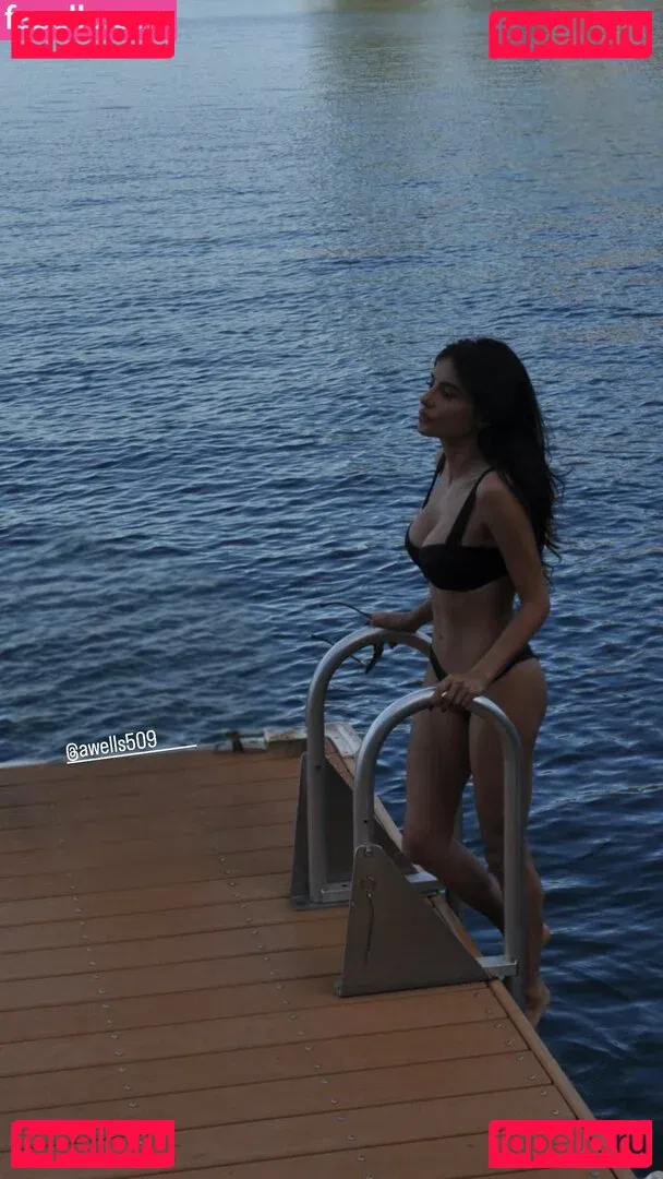 Mikaela Hoover Onlyfans Photo Gallery 