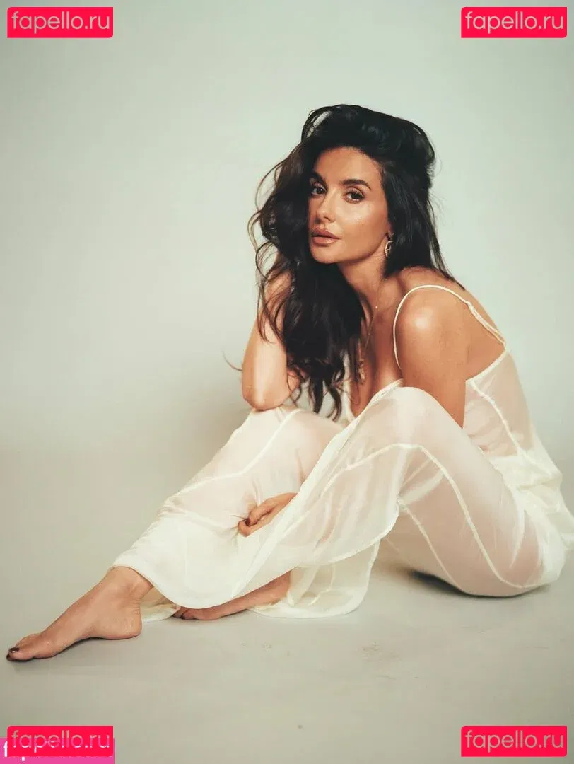 Mikaela Hoover Onlyfans Photo Gallery 