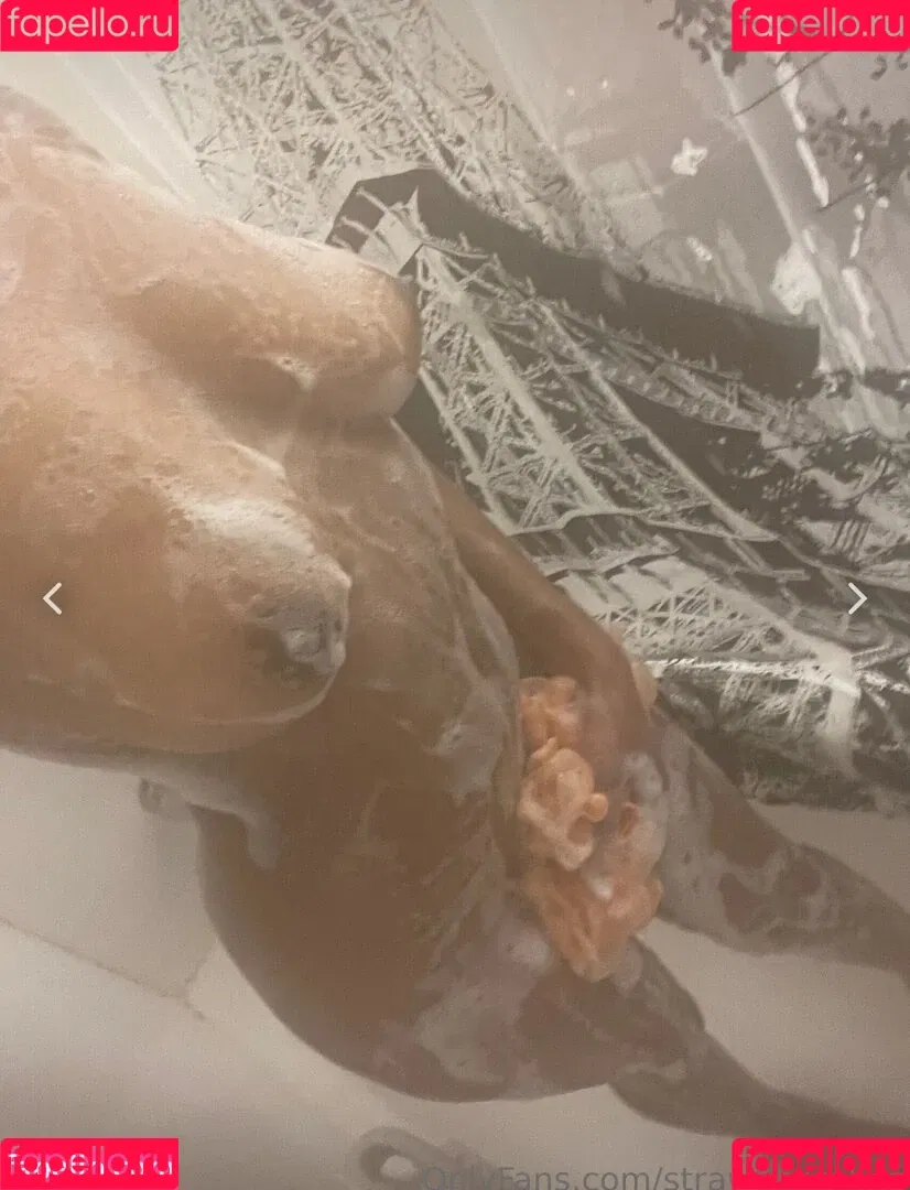 strawberry.bubbles Onlyfans Photo Gallery 