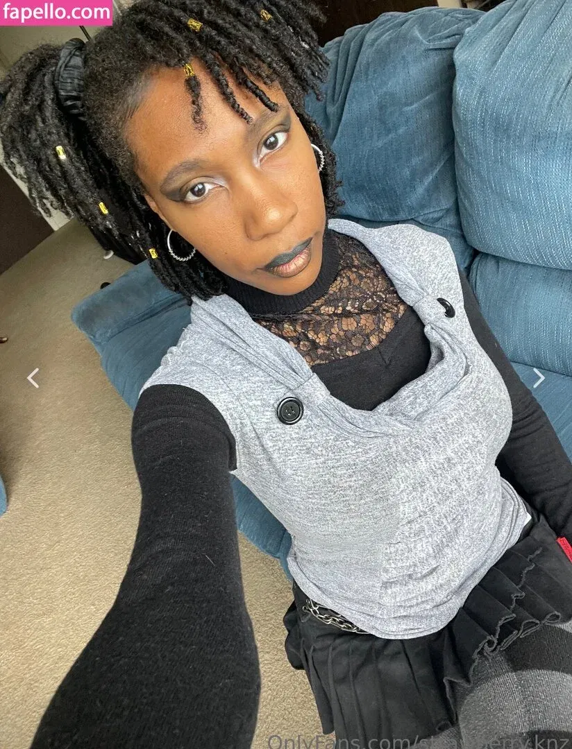 strawberry.bubbles Onlyfans Photo Gallery 