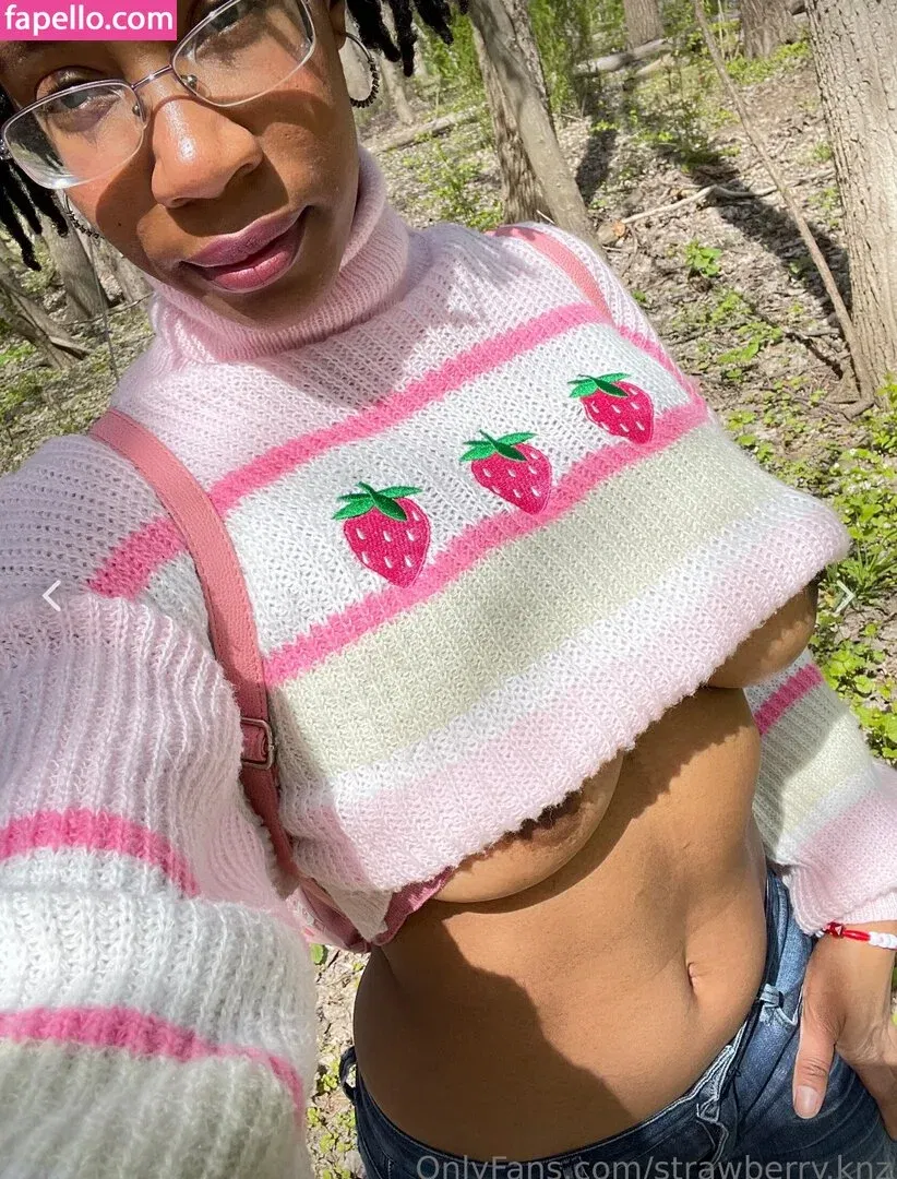 strawberry.bubbles Onlyfans Photo Gallery 