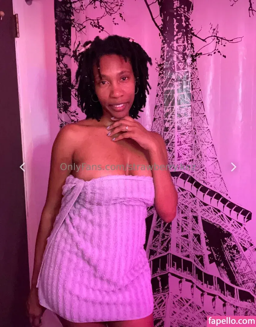 strawberry.bubbles Onlyfans Photo Gallery 