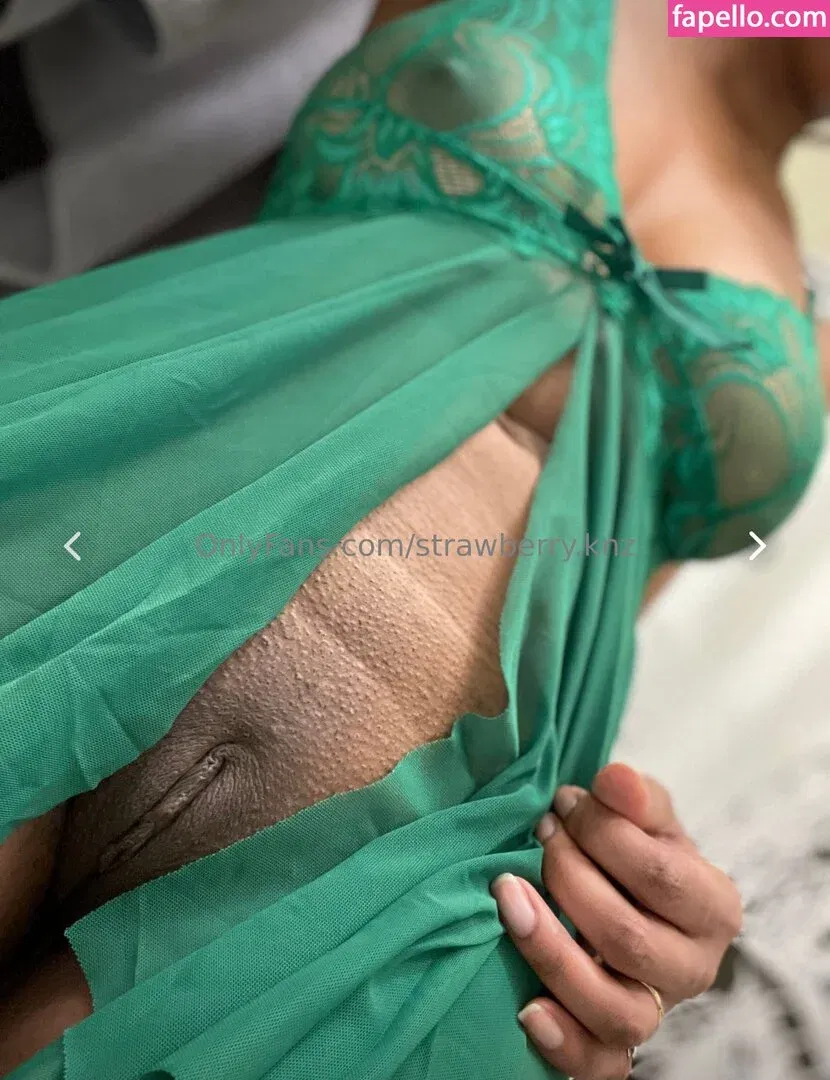 strawberry.bubbles Onlyfans Photo Gallery 