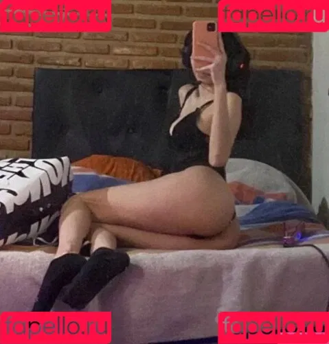 betmiau Onlyfans Photo Gallery 