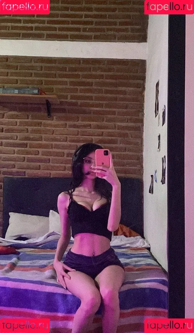 betmiau Onlyfans Photo Gallery 