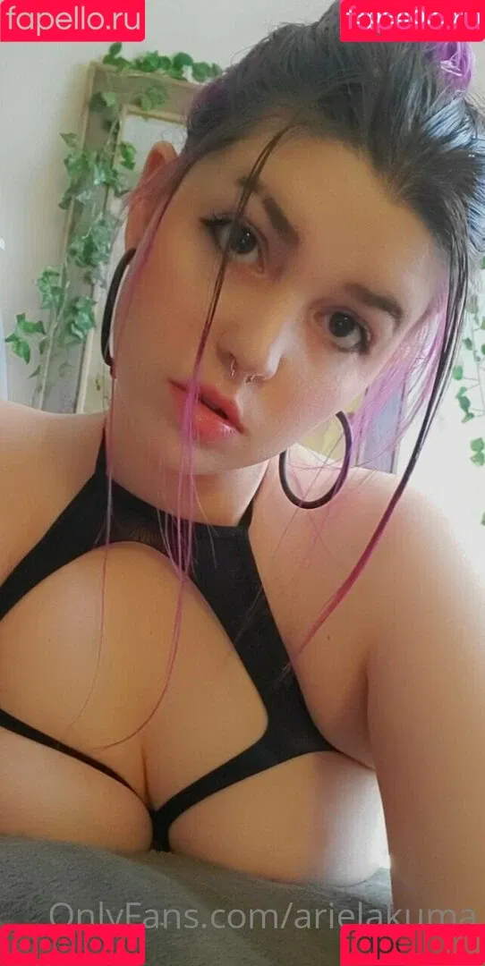 arielakuma Onlyfans Photo Gallery 