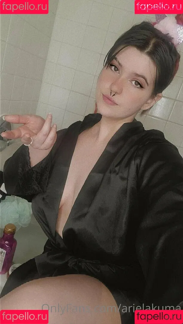arielakuma Onlyfans Photo Gallery 