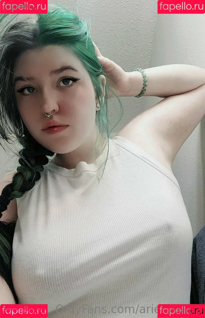 arielakuma Onlyfans Photo Gallery 