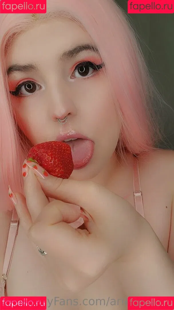 arielakuma Onlyfans Photo Gallery 