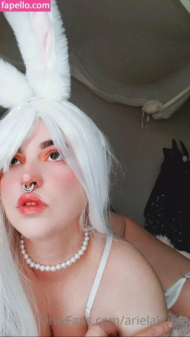 arielakuma Onlyfans Photo Gallery 
