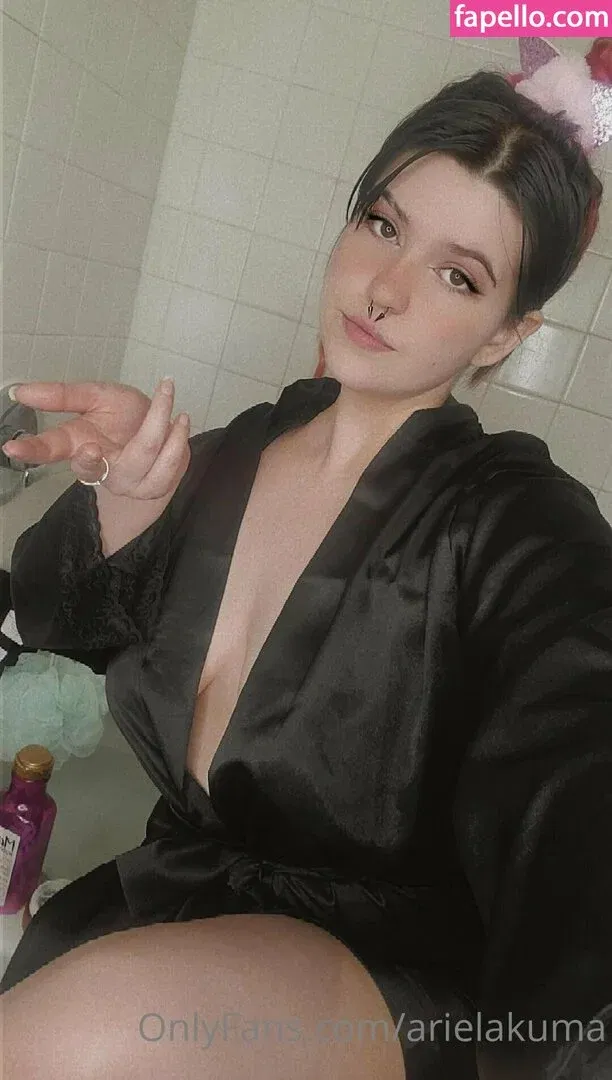 arielakuma Onlyfans Photo Gallery 