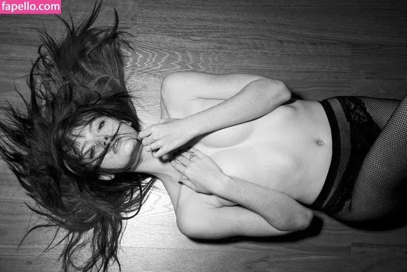 Annaliese McGuire Onlyfans Photo Gallery 