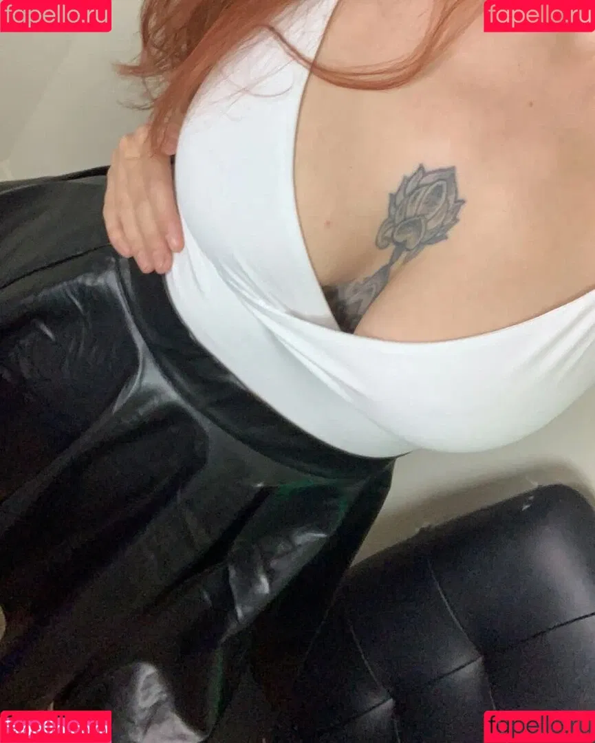 Kat Edwards Onlyfans Photo Gallery 