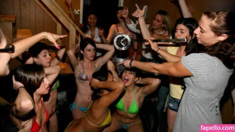 Haze Her Onlyfans Photo Gallery 