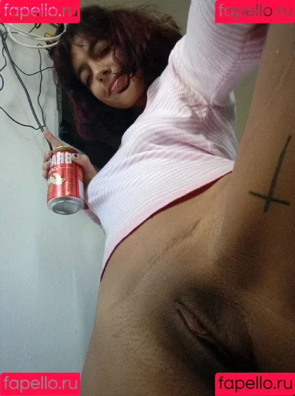 Suicidenaomi26 Onlyfans Photo Gallery 