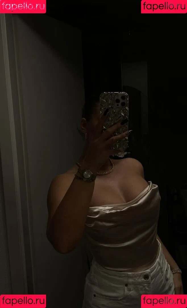 Lisa Jolie Onlyfans Photo Gallery 