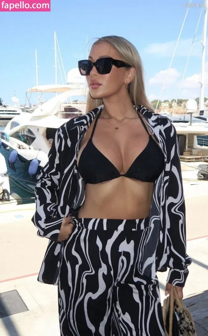 Lisa Jolie Onlyfans Photo Gallery 