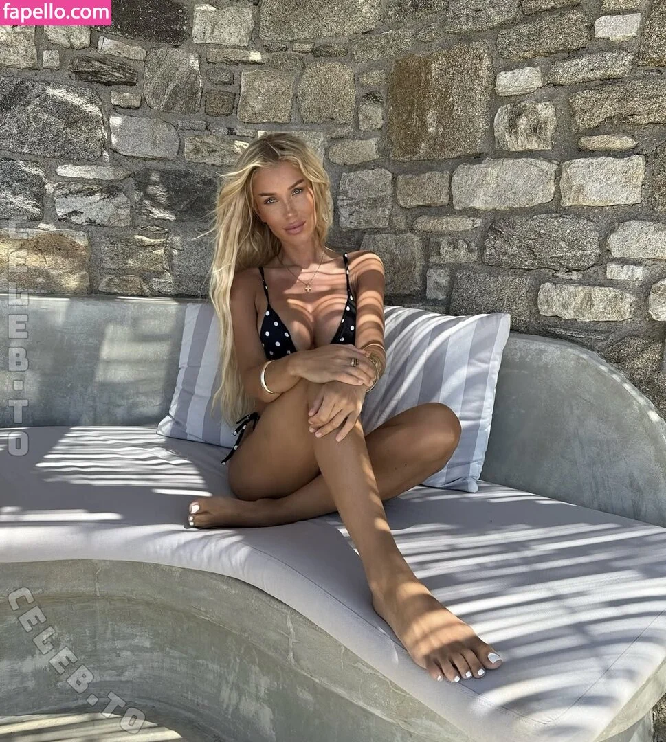 Lisa Jolie Onlyfans Photo Gallery 