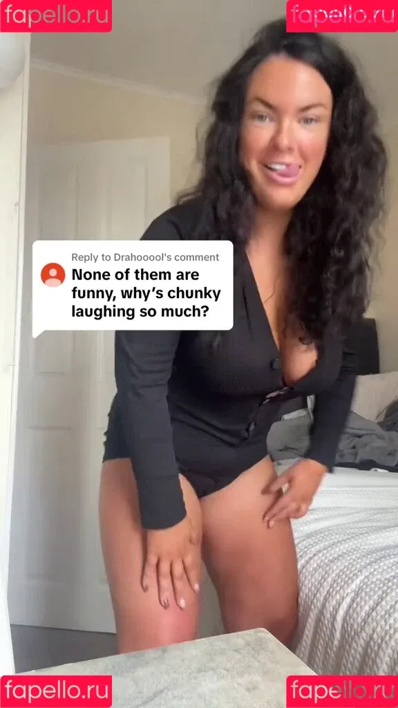Charlotte Craig Onlyfans Photo Gallery 