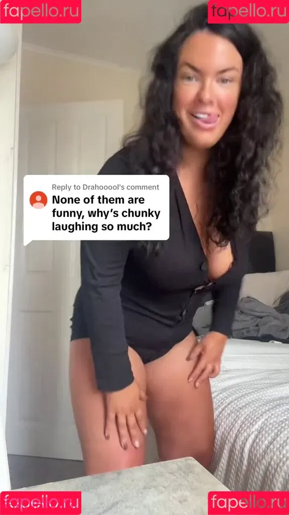 Charlotte Craig Onlyfans Photo Gallery 