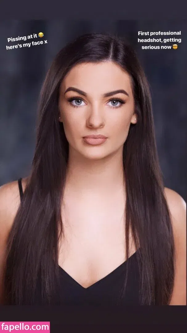 Charlotte Craig Onlyfans Photo Gallery 