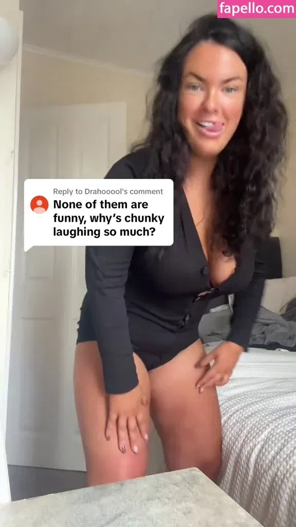 Charlotte Craig Onlyfans Photo Gallery 