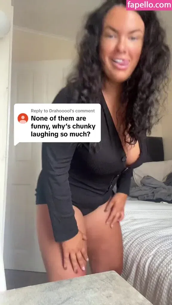 Charlotte Craig Onlyfans Photo Gallery 