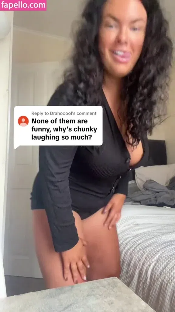 Charlotte Craig Onlyfans Photo Gallery 