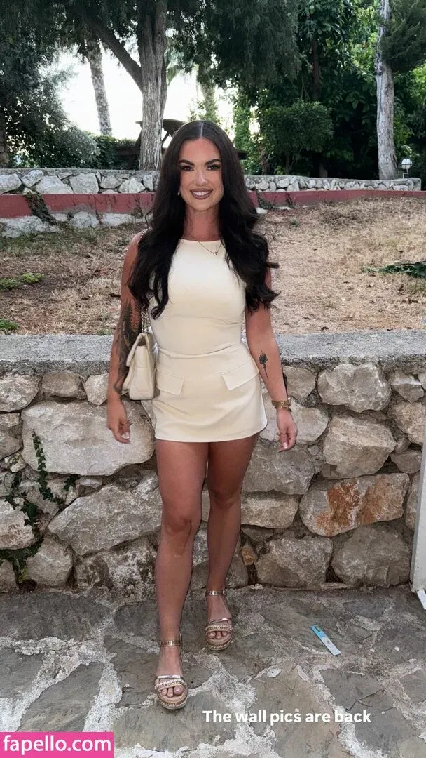 Charlotte Craig Onlyfans Photo Gallery 