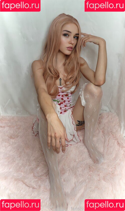 xzeldababex Onlyfans Photo Gallery 