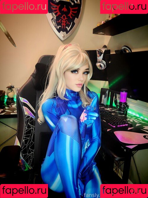 xzeldababex Onlyfans Photo Gallery 