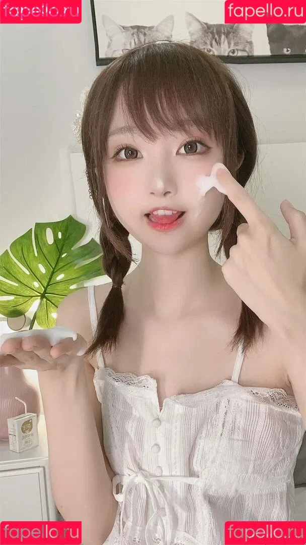 seeuxiaorou Onlyfans Photo Gallery 