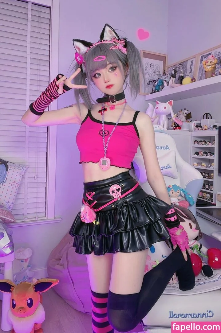 seeuxiaorou Onlyfans Photo Gallery 