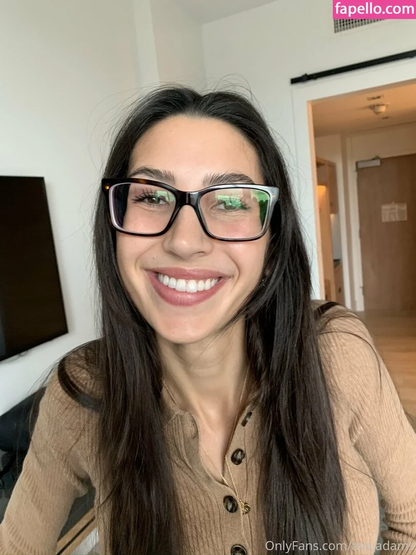 ava18adams Onlyfans Photo Gallery 