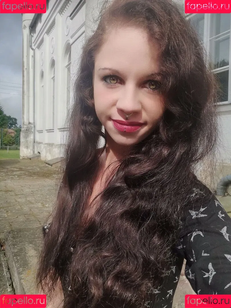 Grinsebaeckchen Onlyfans Photo Gallery 