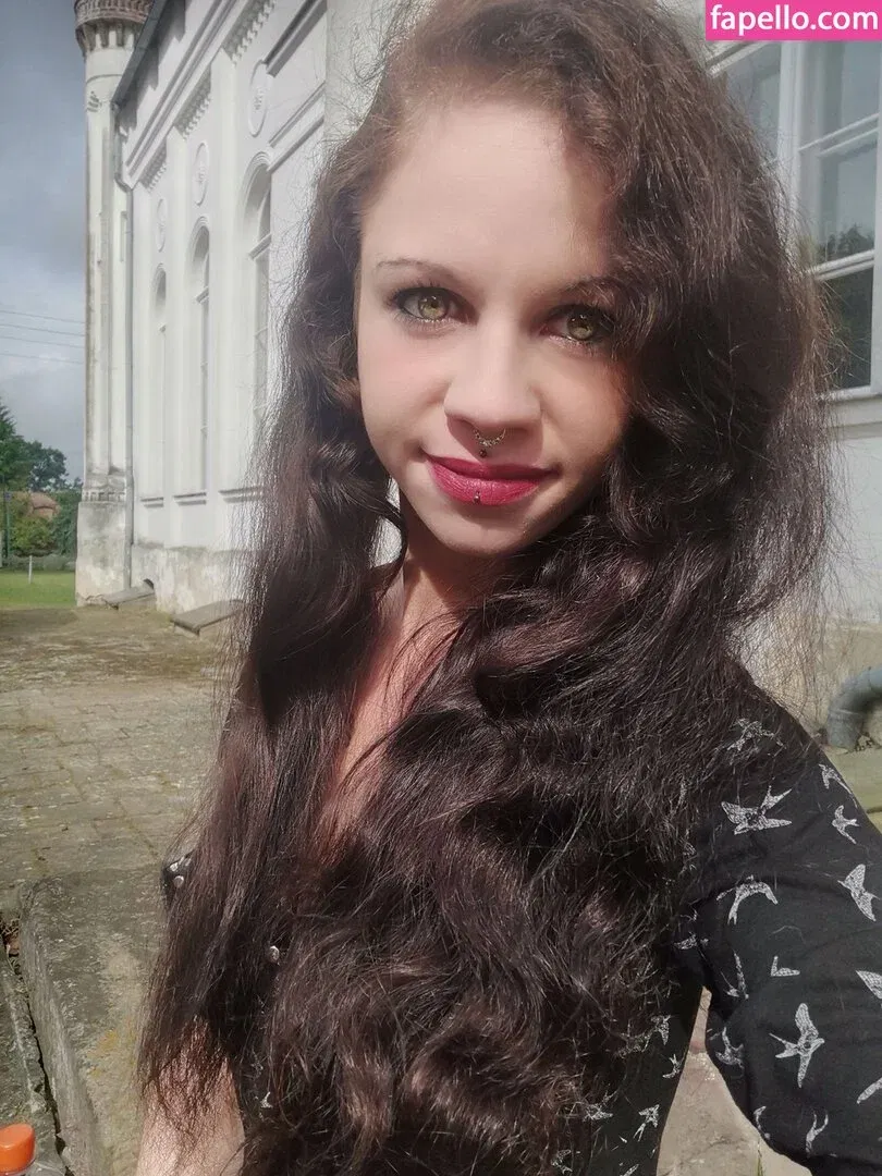 Grinsebaeckchen Onlyfans Photo Gallery 