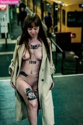 Grinsebaeckchen Onlyfans Photo Gallery 