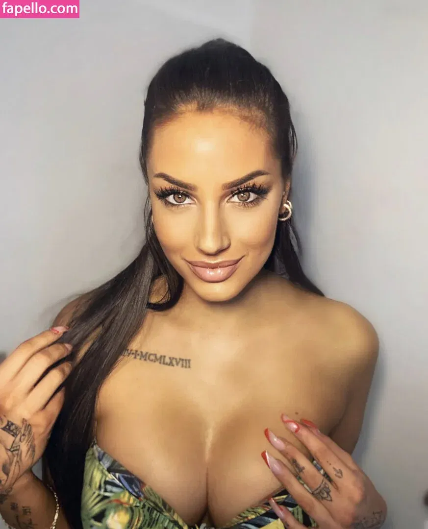 Kim Sharon Onlyfans Photo Gallery 