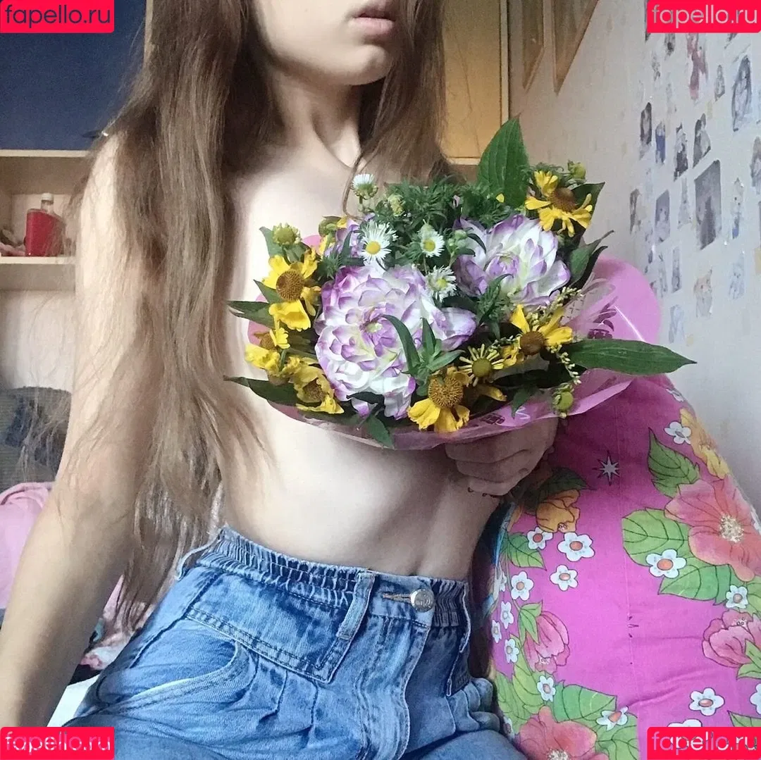 zzzaychonok Onlyfans Photo Gallery 
