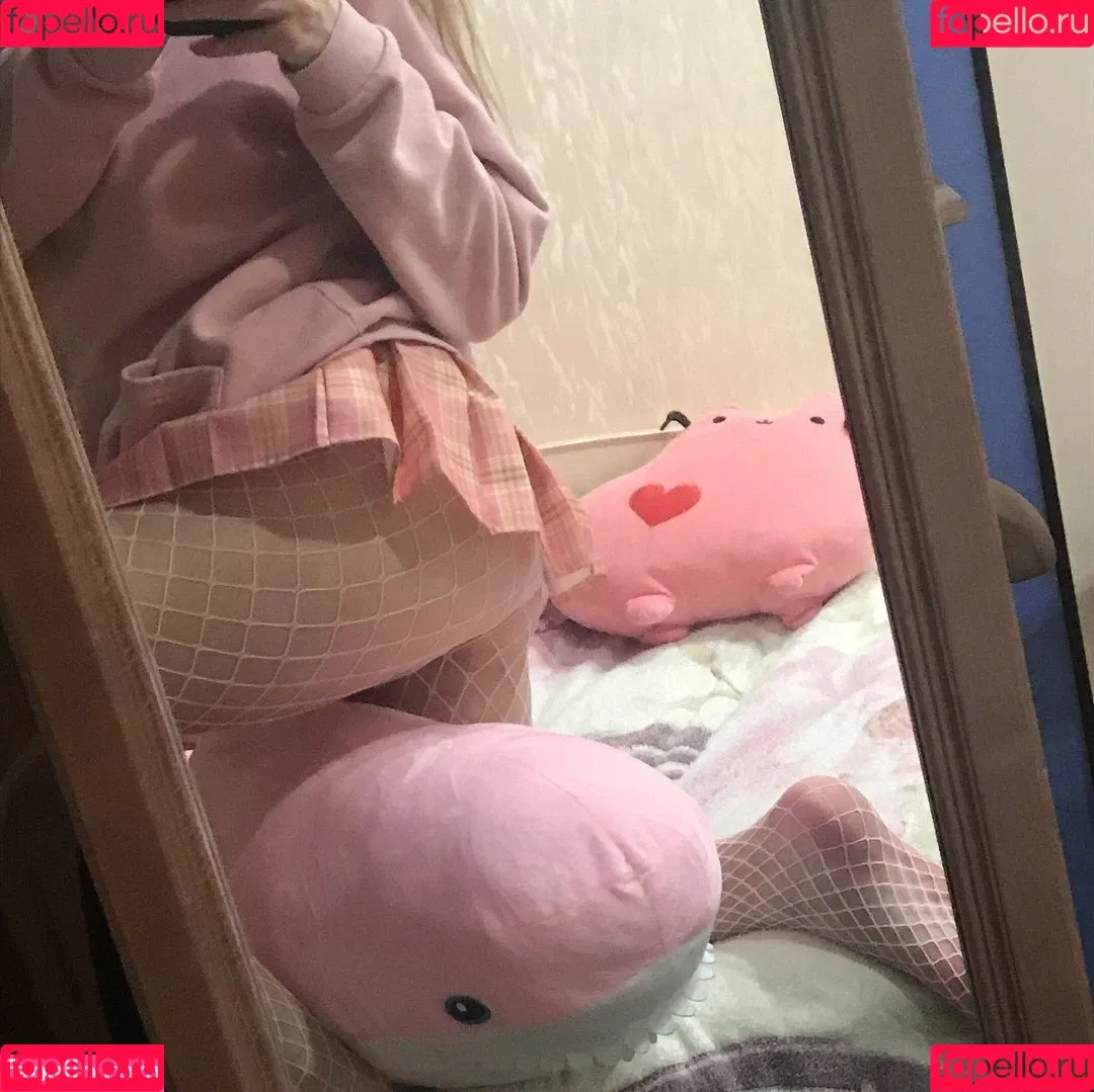 zzzaychonok Onlyfans Photo Gallery 
