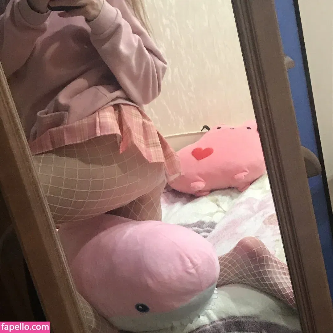 zzzaychonok Onlyfans Photo Gallery 