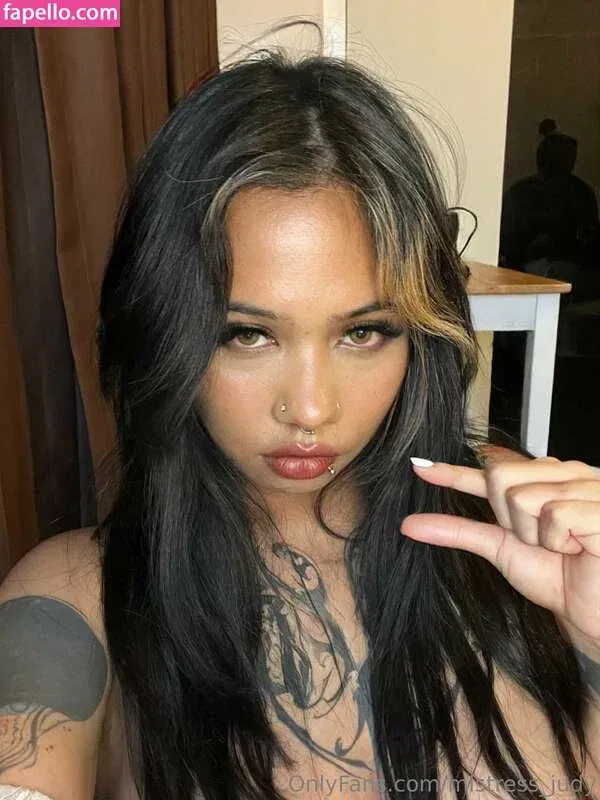 Goddess Judy Onlyfans Photo Gallery 